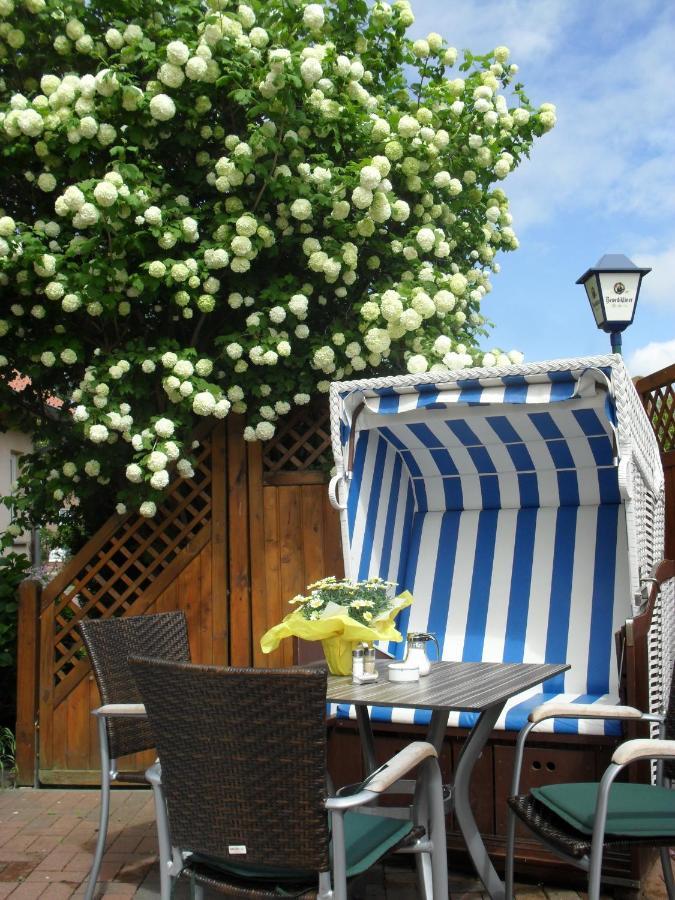 Hotel-Pension Zur Mole Вик Экстерьер фото