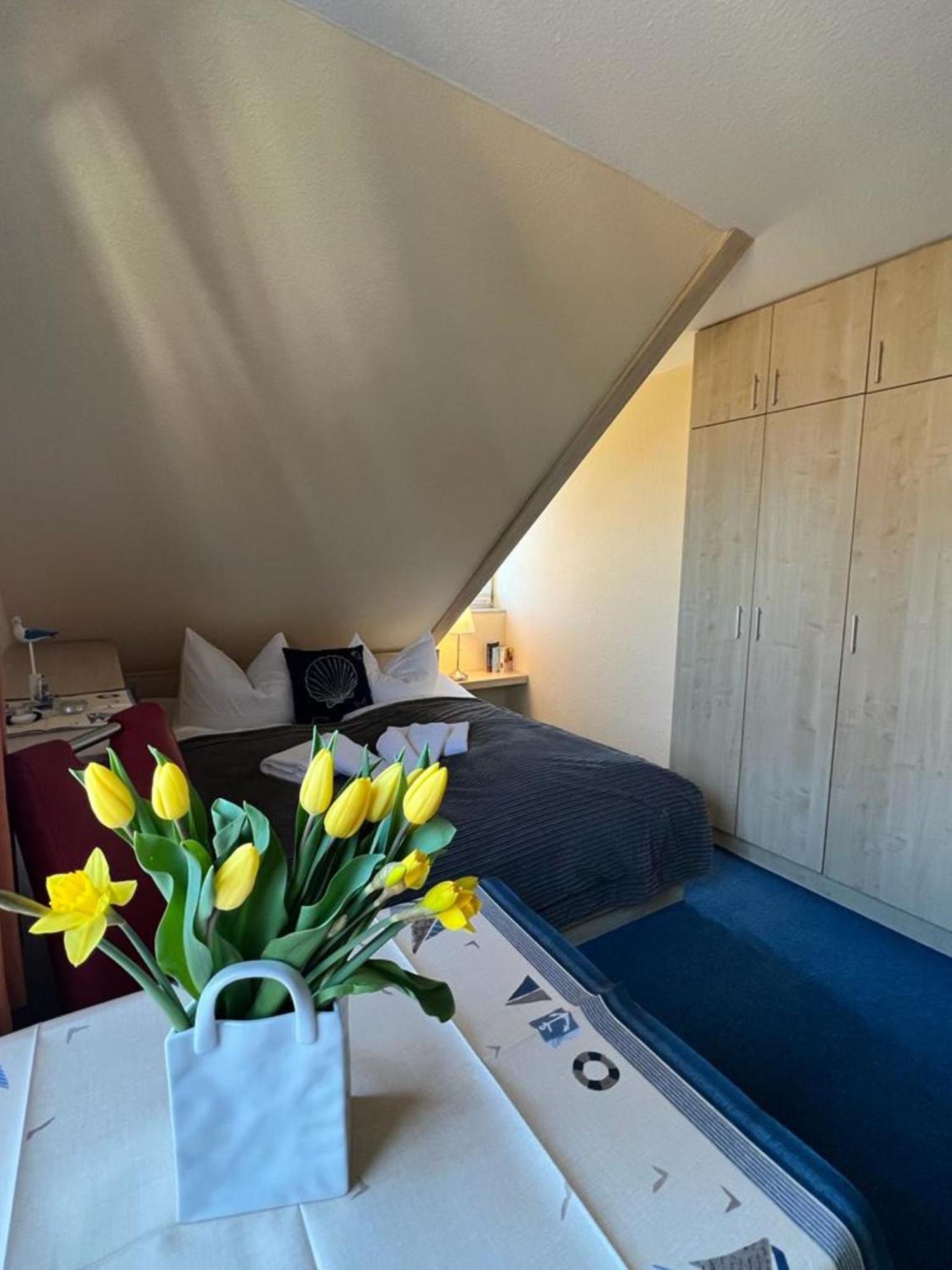 Hotel-Pension Zur Mole Вик Экстерьер фото